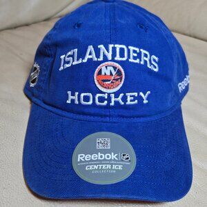 NWT REEBOK New York Islanders Clean Up Adjustable Strap Hat Cotton Dad Cap